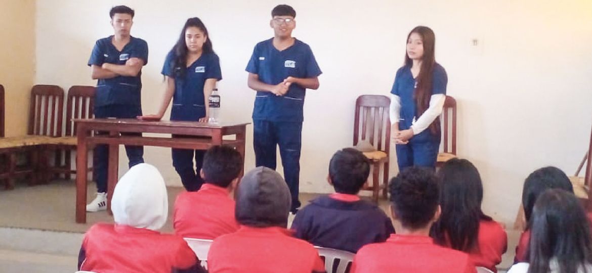 capacitacion unidad educativa yahuarcocha